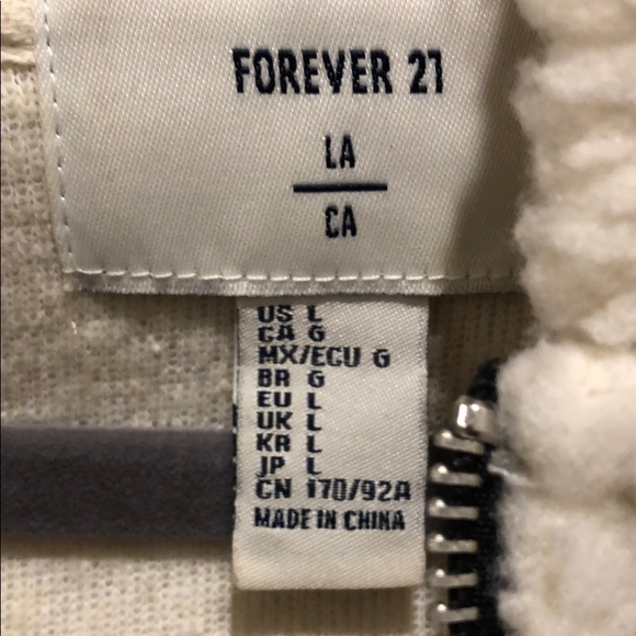 XXI FLUFF Quarter Zip - Picture 3 of 3